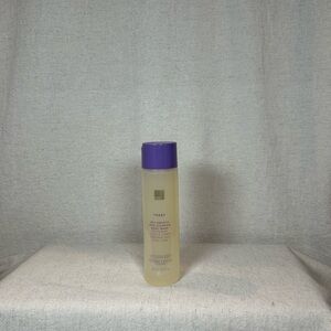 Treat Hydrating Body Wash with Purple Cap — Gentle Daily Cleanser